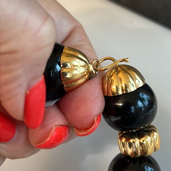 18 karat gold and black onyx necklace - Picture 8 of 9